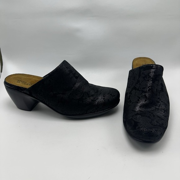 Naot Shoes - Naot Dream Black Leather Heeled‎ Clog 11/42 Women's Shoes, Suede Madras Print
